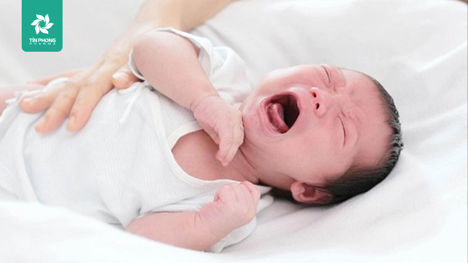 Cách dỗ trẻ sơ sinh gắt ngủ