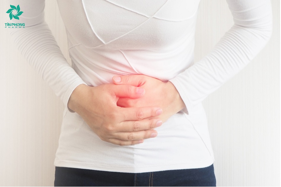 Chu kỳ kinh không đều và thường đau bụng khi tới tháng là những biểu hiện của rối loạn kinh nguyệt.