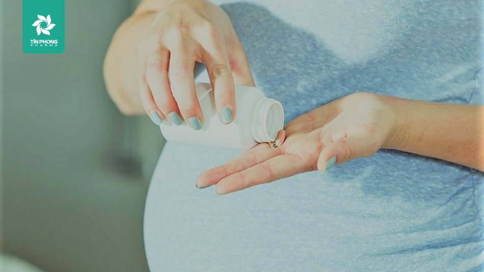 Lỡ uống thuốc tây khi đang mang thai phải làm sao?