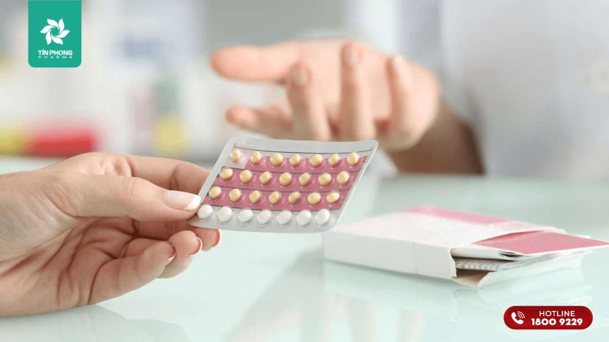 Sử dụng thuốc tránh thai có thể khiến khí hư màu nâu